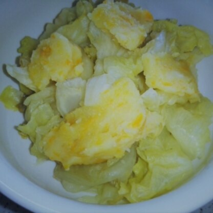 ちょっと残ったレタスを簡単にリメイクできました。マヨネーズで卵焼きが美味しかったです！